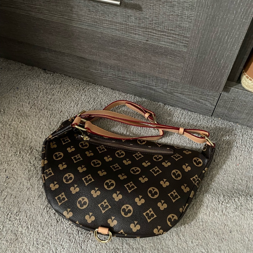 LAST ONE Chic Brown Vegan Leather Crossbody Fashion Bag